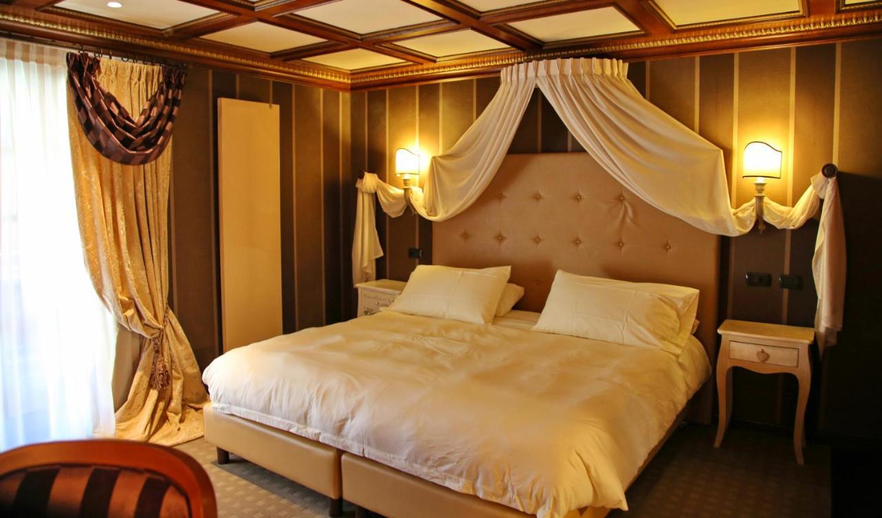Relais Du Chateau Blanc La Thuile Exteriér fotografie