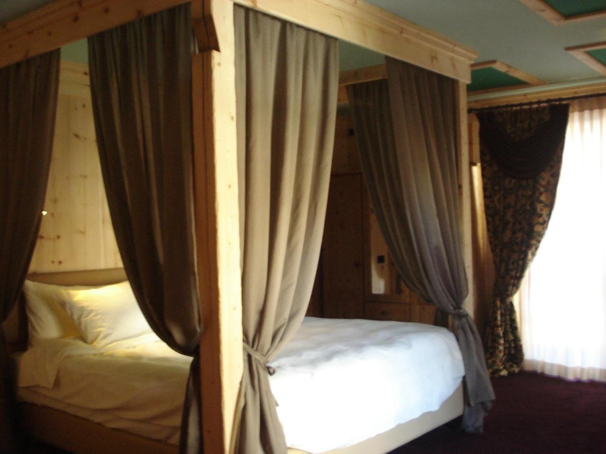 Relais Du Chateau Blanc La Thuile Exteriér fotografie